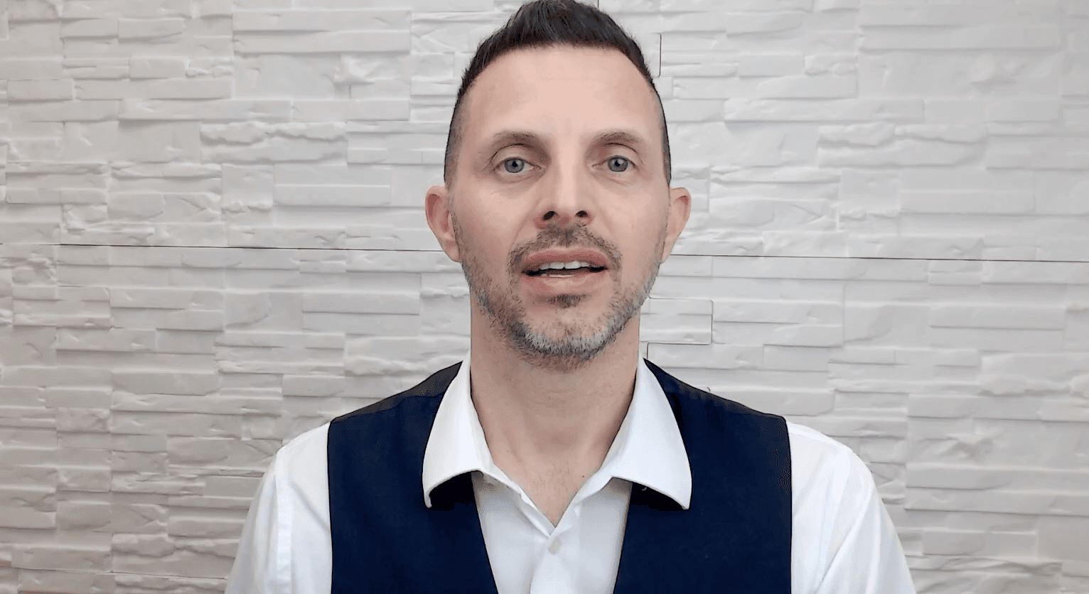 Alessio | Elettricisti Illuminati